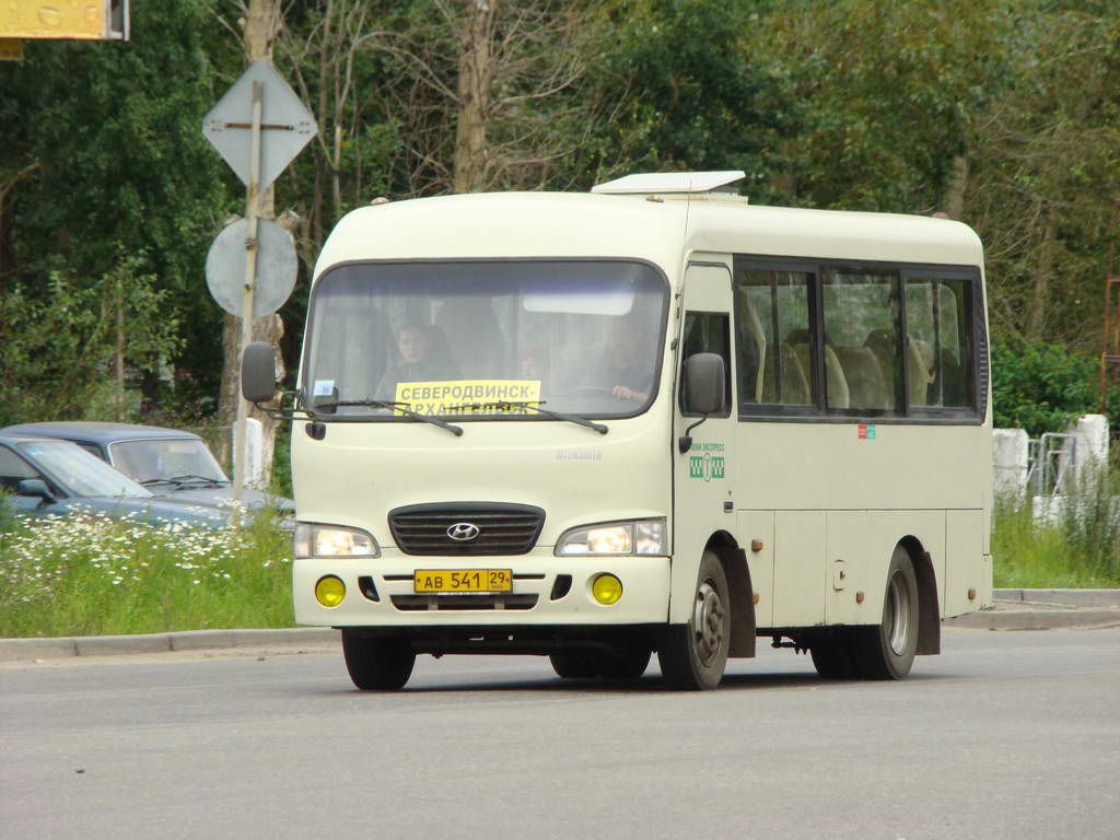 Архангельская область, Hyundai County SWB C08 (РЗГА) № АВ 541 29