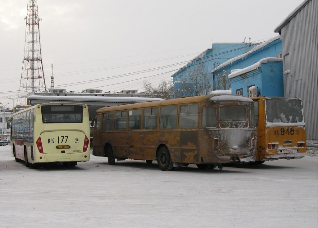 Sakha (Yakutia), Zonda YCK6105HC # КК 177 14; Sakha (Yakutia), LiAZ-677M # КВ 416 14
