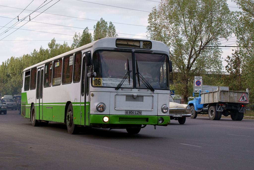 Алматы, MAN 789 SÜ240 № A 806 LZN