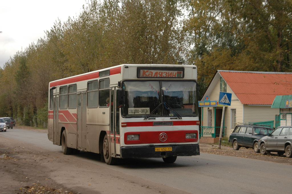 Тверская область, Mercedes-Benz O325 № АЕ 652 69