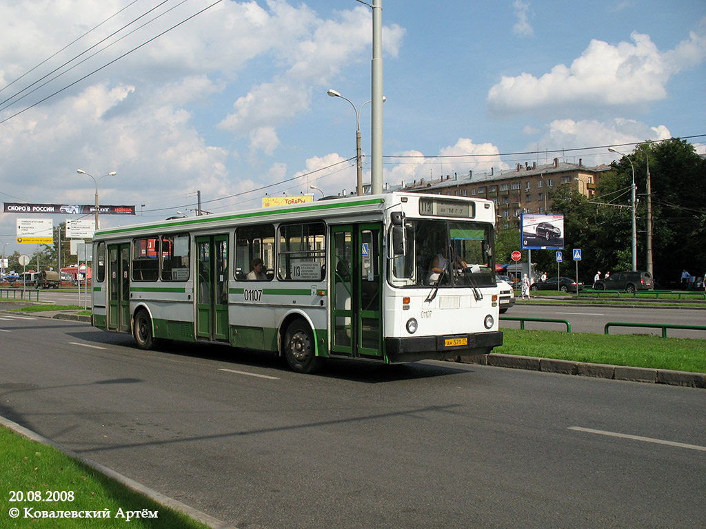 Москва, ЛиАЗ-5256.25 № 01107