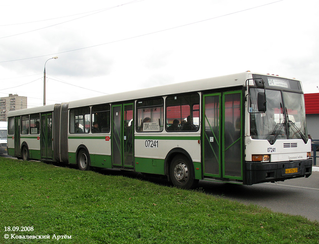 Москва, Ikarus 435.17 № 07241