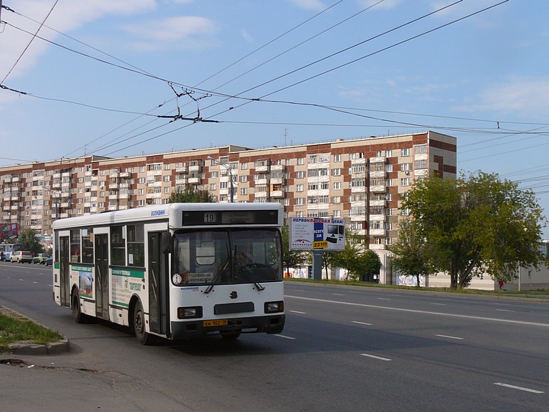 Удмуртия, Волжанин-5270-10-02 № ЕА 102 18