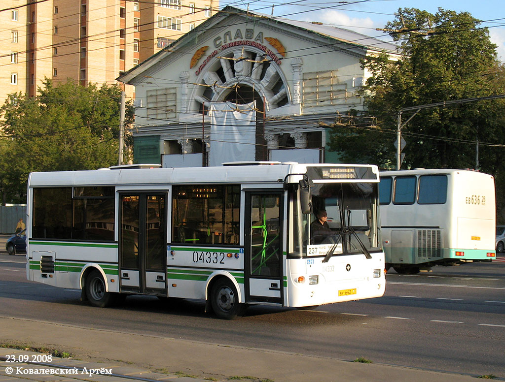 Москва, ПАЗ-3237-01 № 04332