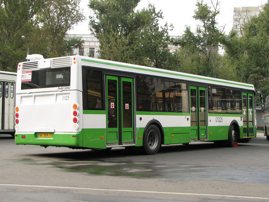 Moskva, LiAZ-5292.20 č. 01325