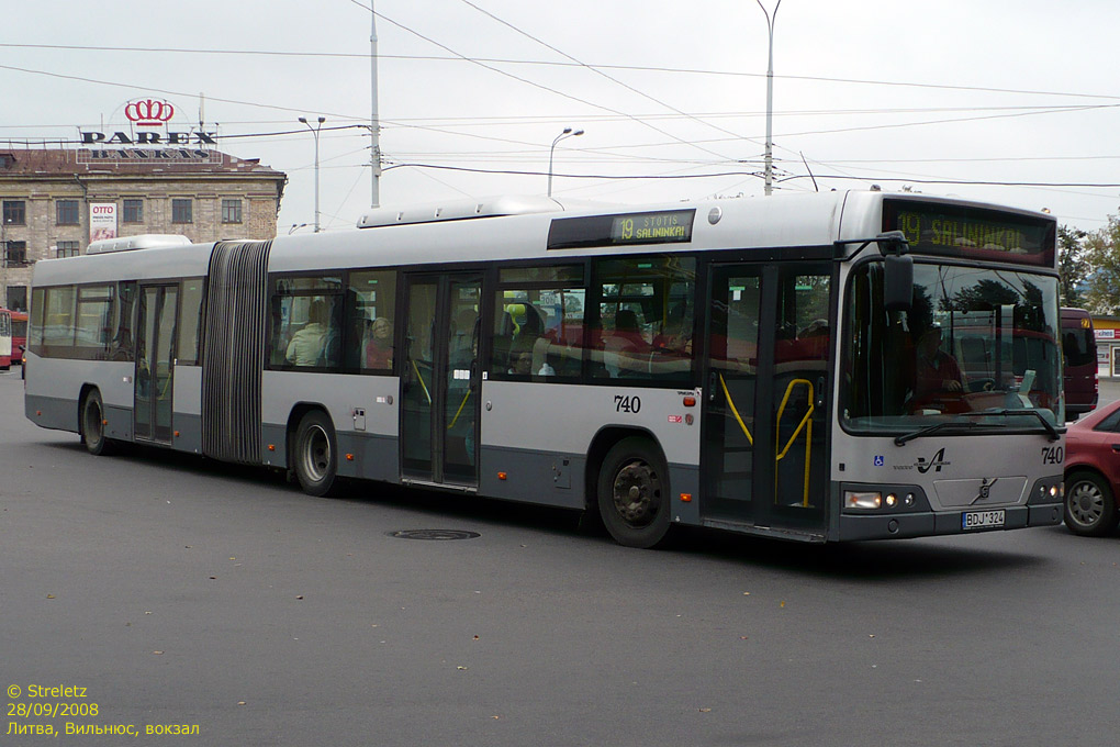 Литва, Volvo 7700A № 740