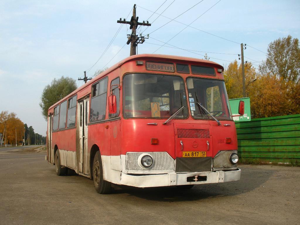 Марий Эл, ЛиАЗ-677М № АА 817 12
