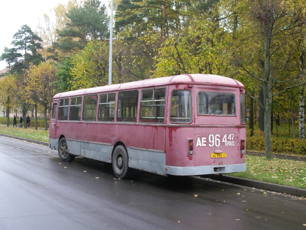 Ленинградская область, ЛиАЗ-677М № 520