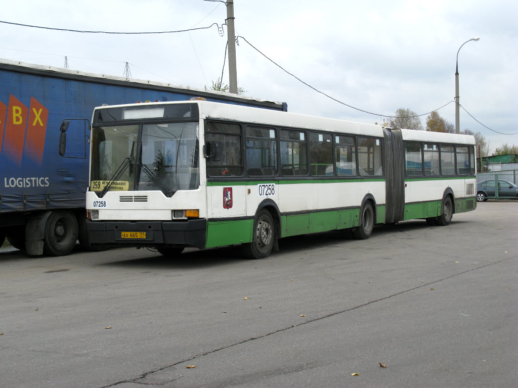 Москва, Ikarus 435.17 № 07258