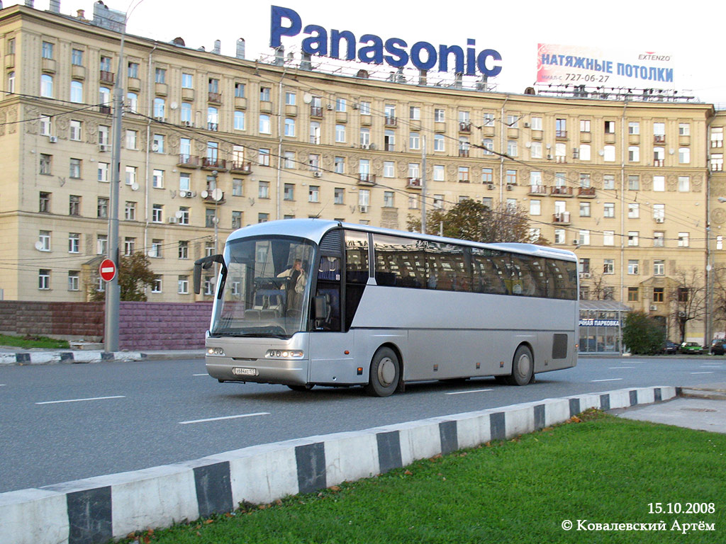 Москва, Neoplan N316SHD Euroliner № Х 684 ХС 177