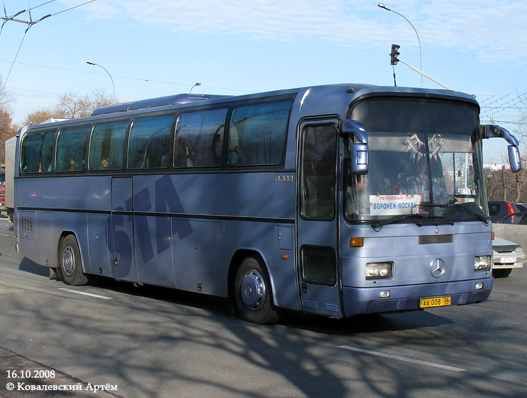 Воронежская область, Mercedes-Benz O303-15RHD № АА 008 36