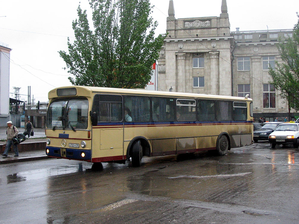 Волгоградская область, Mercedes-Benz O305 № Е 752 УС 34