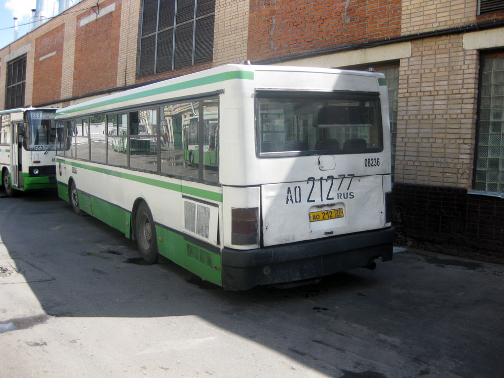 Москва, Ikarus 415.33 № 08236