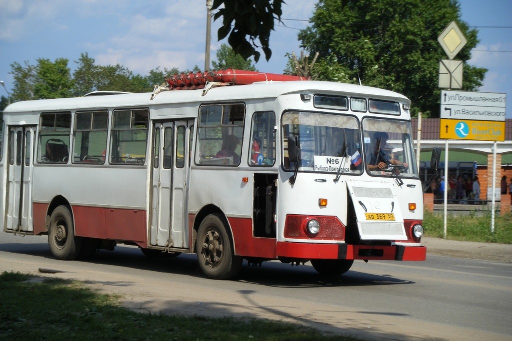 Тверская область, ЛиАЗ-677М № АВ 369 69