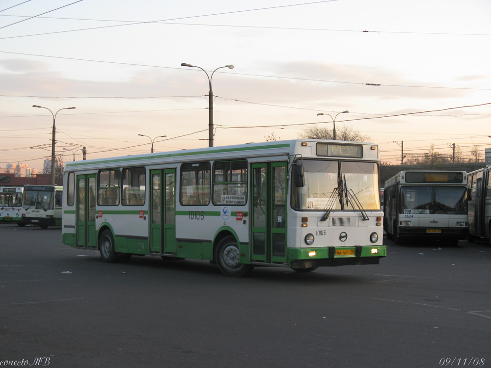 Москва, ЛиАЗ-5256.25 № 10106