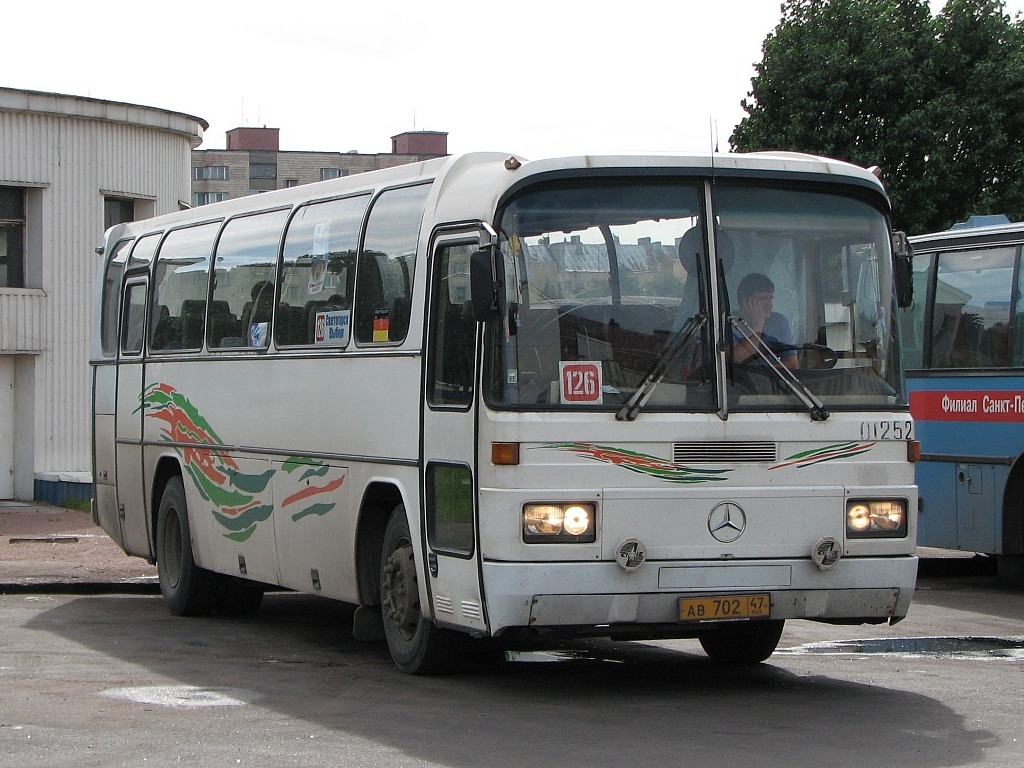 Ленинградская область, Mercedes-Benz O303-11KHP-A № АВ 702 47