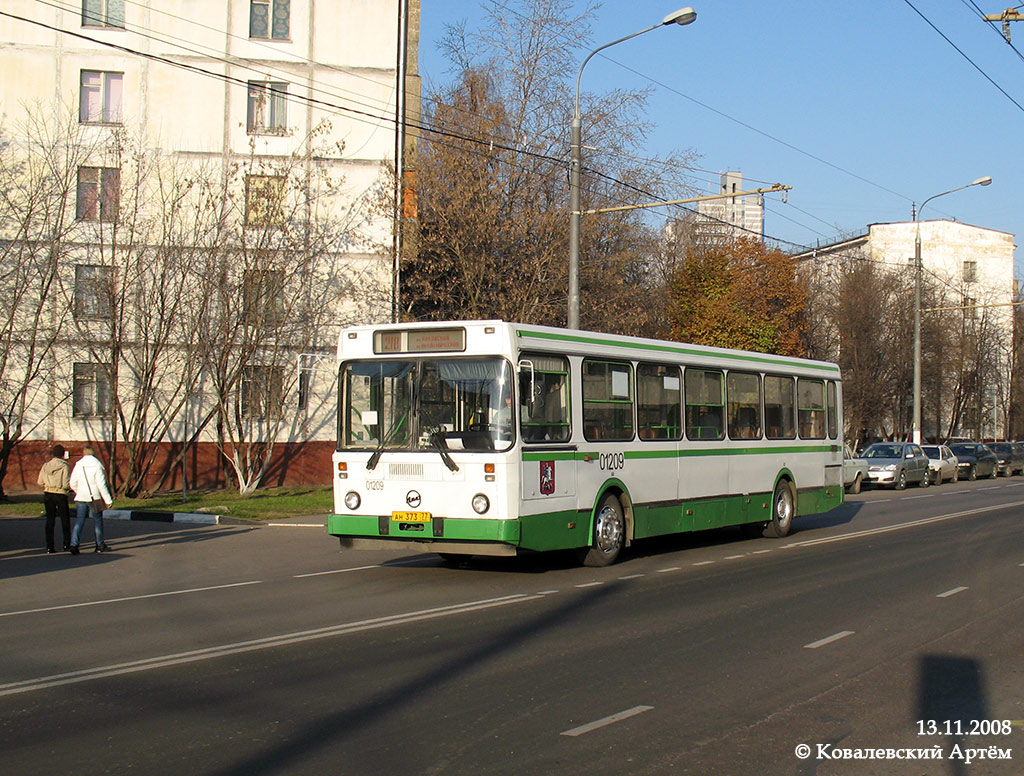 Москва, ЛиАЗ-5256.25 № 01209