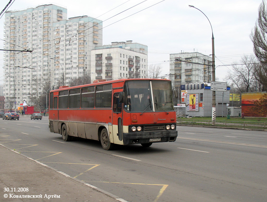 Москва, Ikarus 256.75 № Е 411 ТА 97