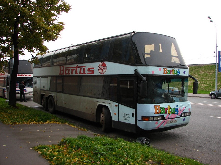 Дагестан, Neoplan N122/3 Skyliner № Е 230 УХ 05