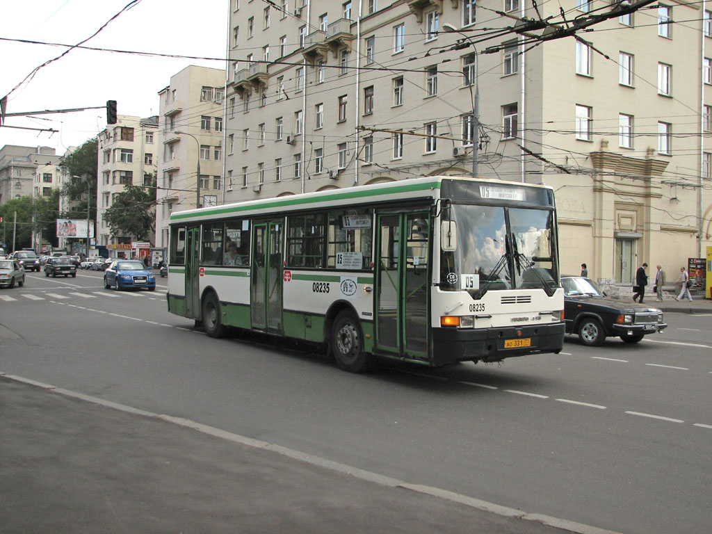 Москва, Ikarus 415.33 № 08235