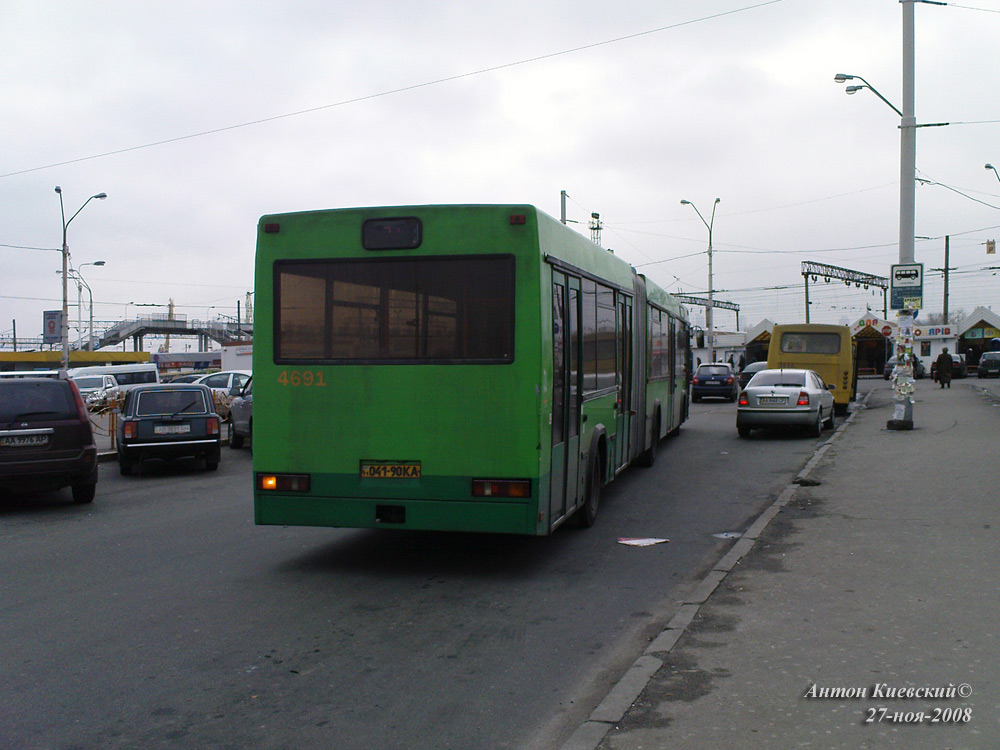 Киев, МАЗ-105.060 № 4691