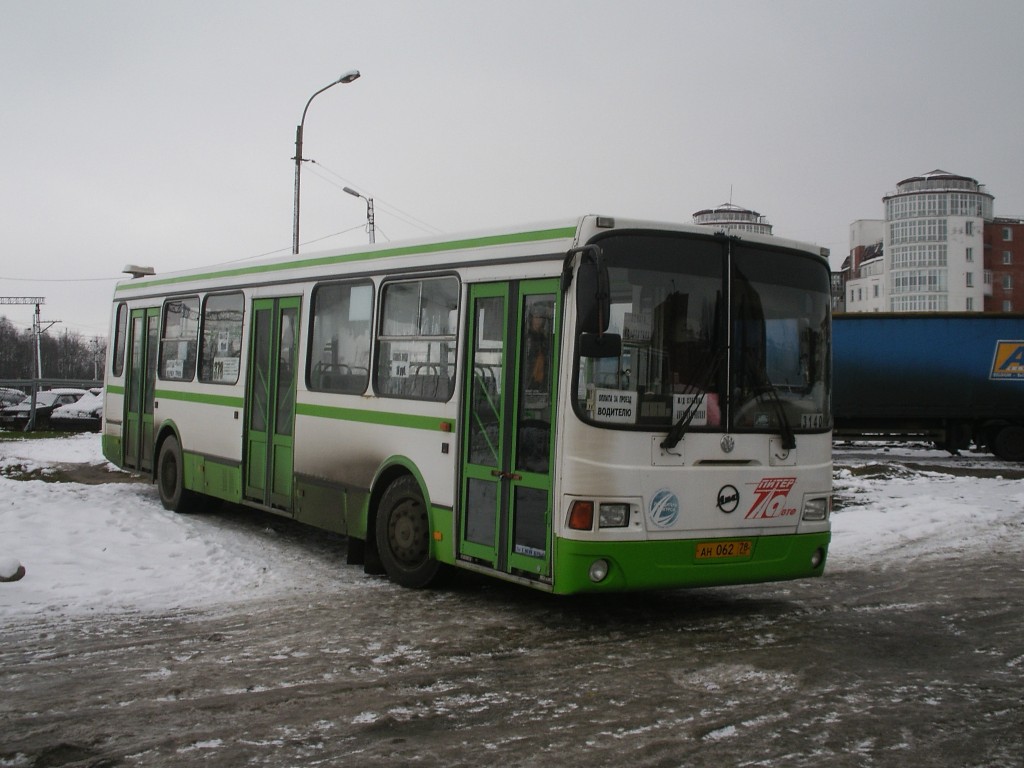 Petrohrad, LiAZ-5256.25 č. 3140