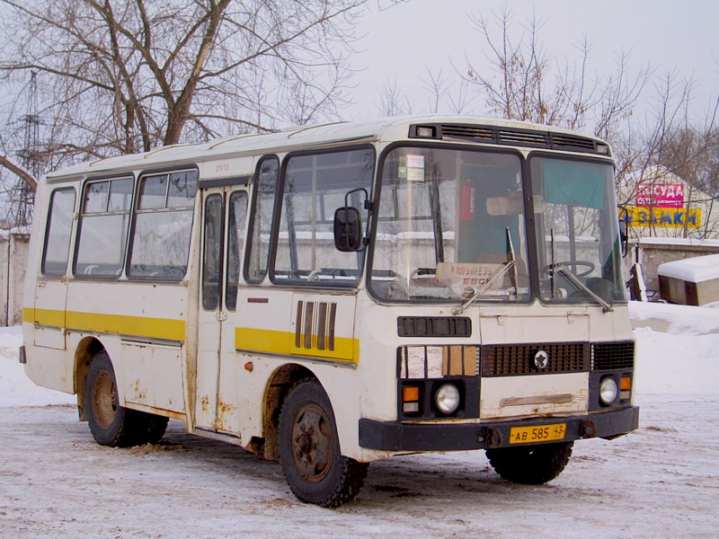 Кировская область, ПАЗ-3205 (00) № АВ 585 43