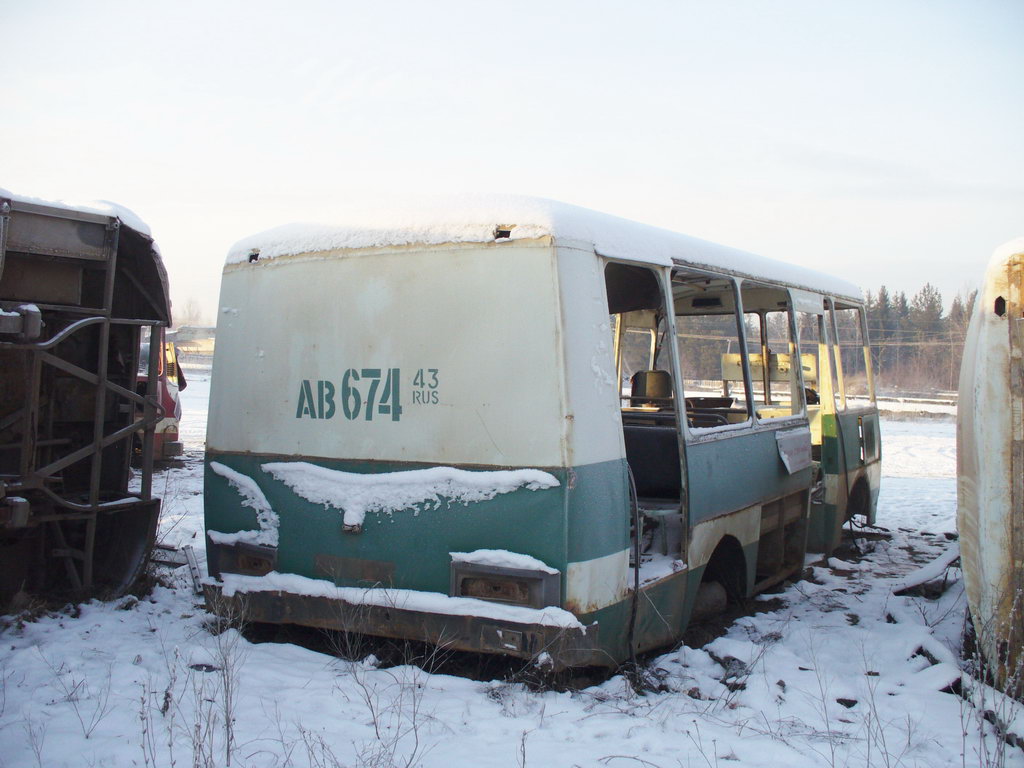 Kirov region, PAZ-3205 (00) # АВ 674 43
