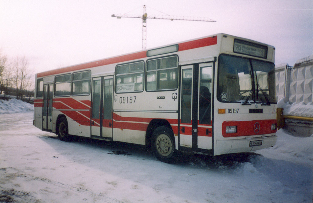 Москва, Mercedes-Benz O325 № 09197