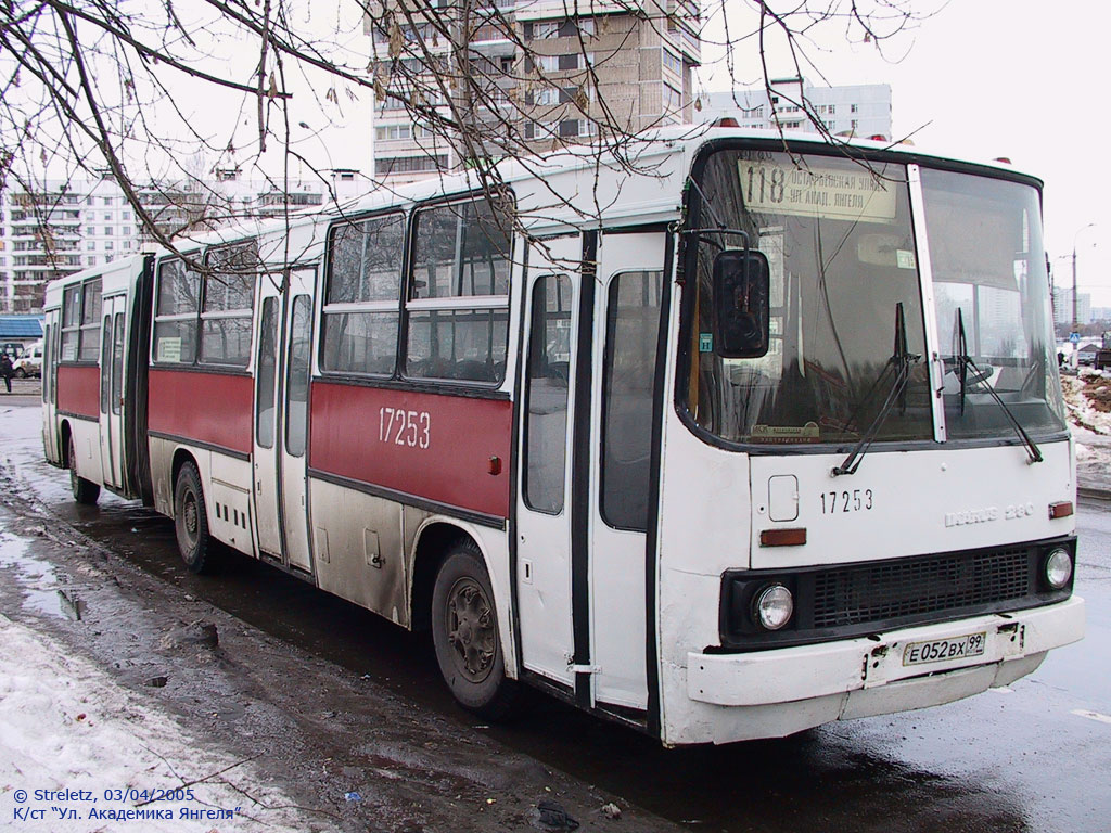 Moskva, Ikarus 280.64 č. 17253