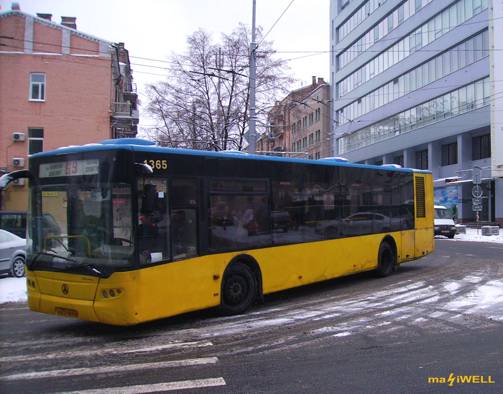 Kijów, LAZ А183D1 Nr 1365