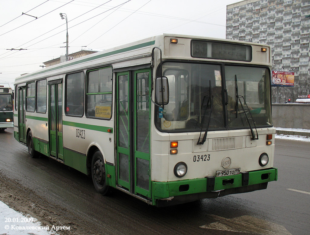 Moskva, LiAZ-5256.25 č. 03423