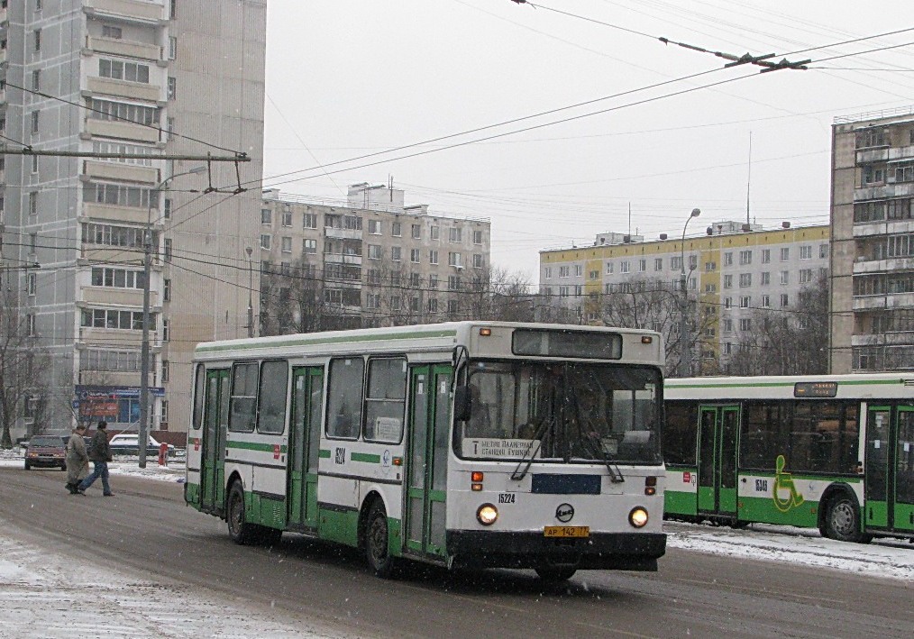 Москва, ЛиАЗ-5256.25 № 15224