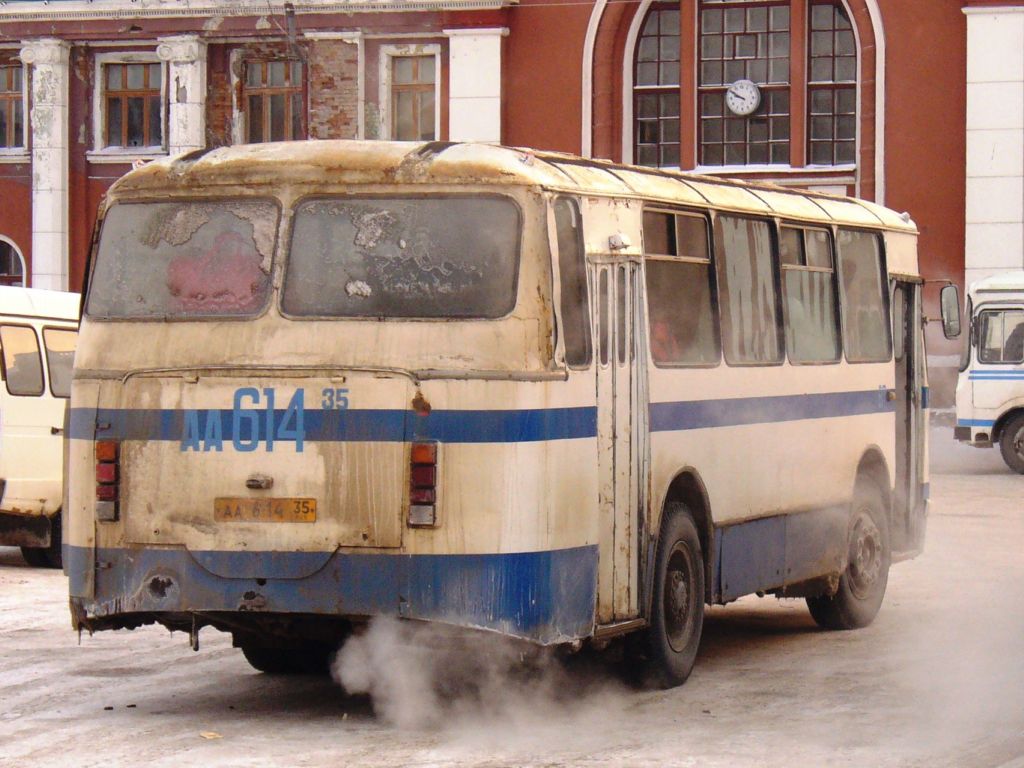 Вологодская область, ЛАЗ-695Н № 617