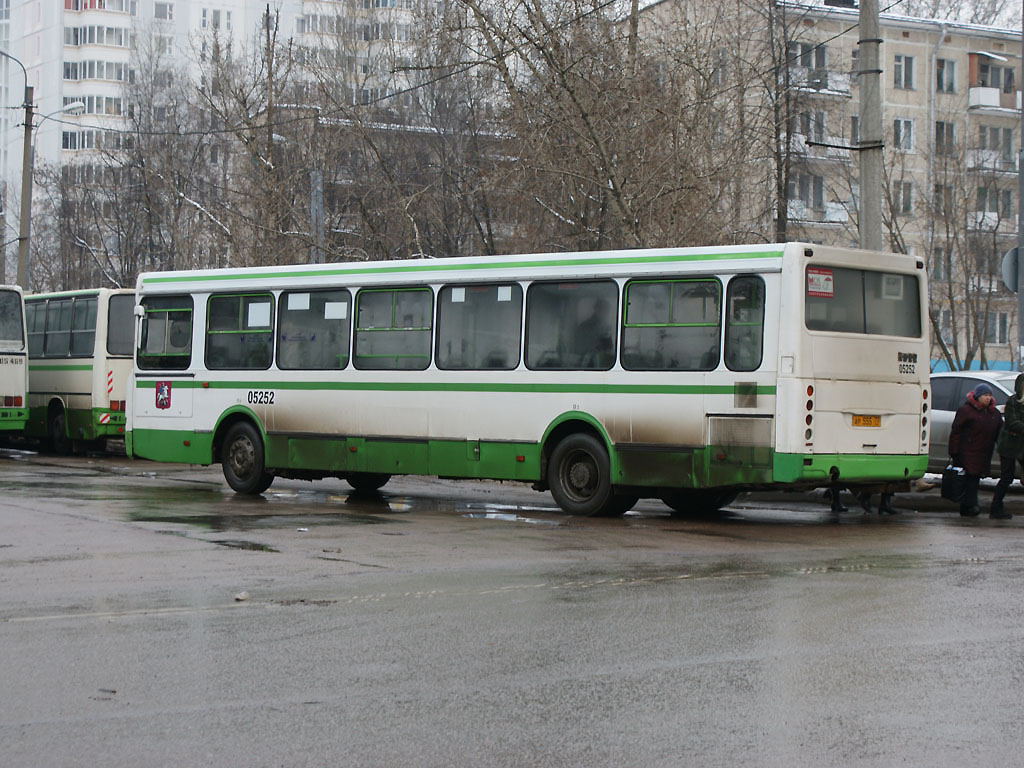 Москва, ЛиАЗ-5256.25 № 05252