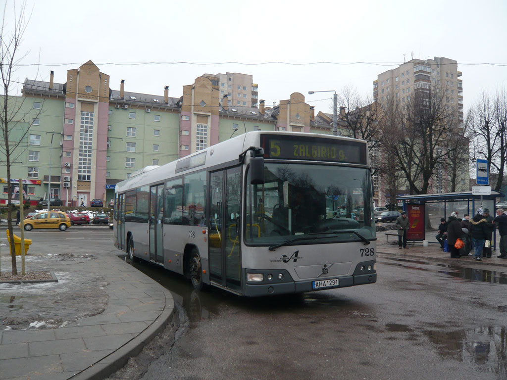 Литва, Volvo 7700 № 728