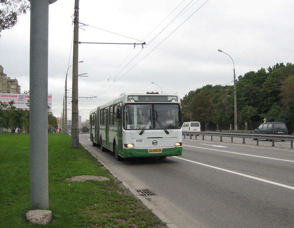 Москва, ЛиАЗ-6212.00 № 14201