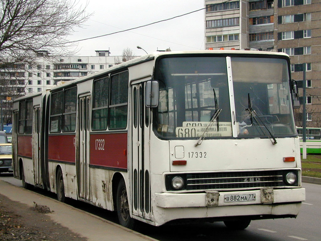 Moskva, Ikarus 280.33 č. 17332