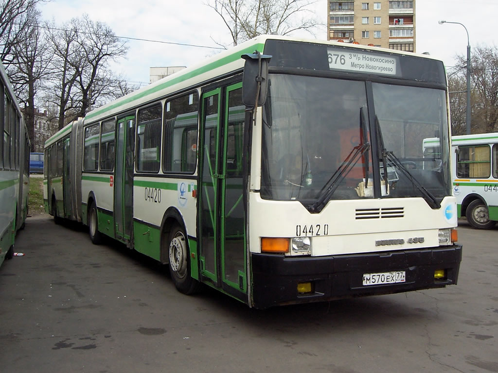 Москва, Ikarus 435.17 № 04420