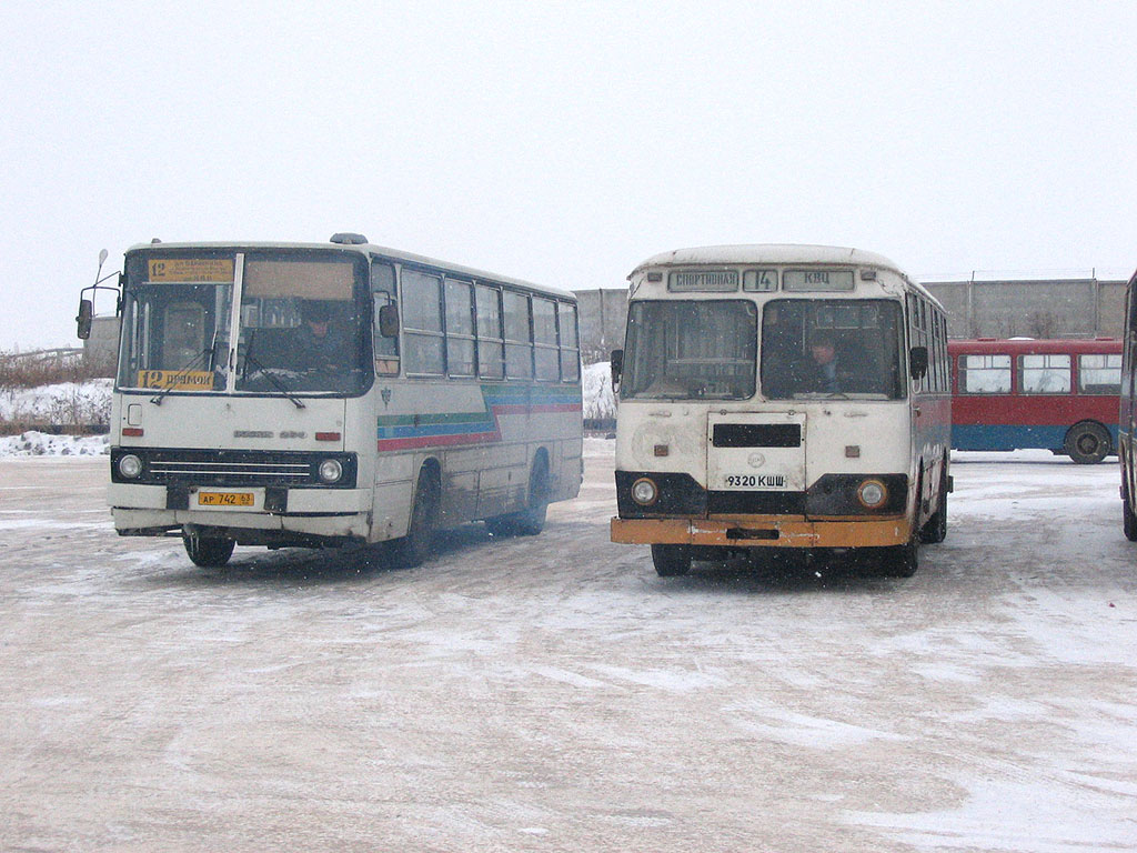 Самарская область, Ikarus 260.50 № АР 742 63; Самарская область, ЛиАЗ-677М № 9320 КШШ