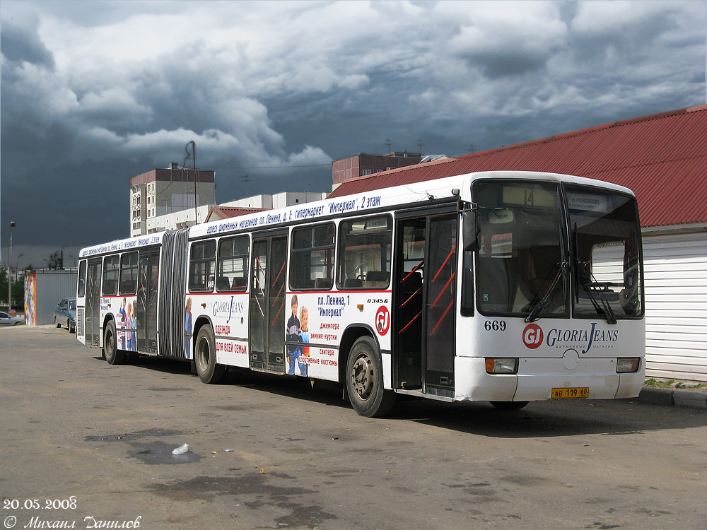 Псковская область, Mercedes-Benz O345G № 669