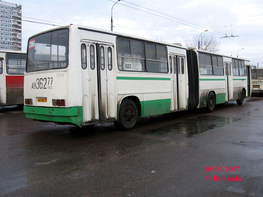 Moscow, Ikarus 280.33 # 13242