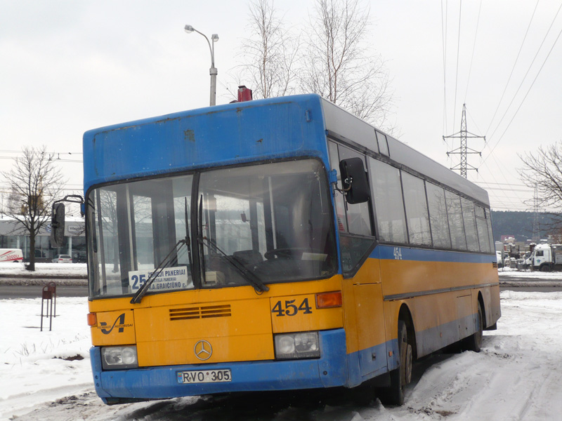 Литва, Mercedes-Benz O405 № 454