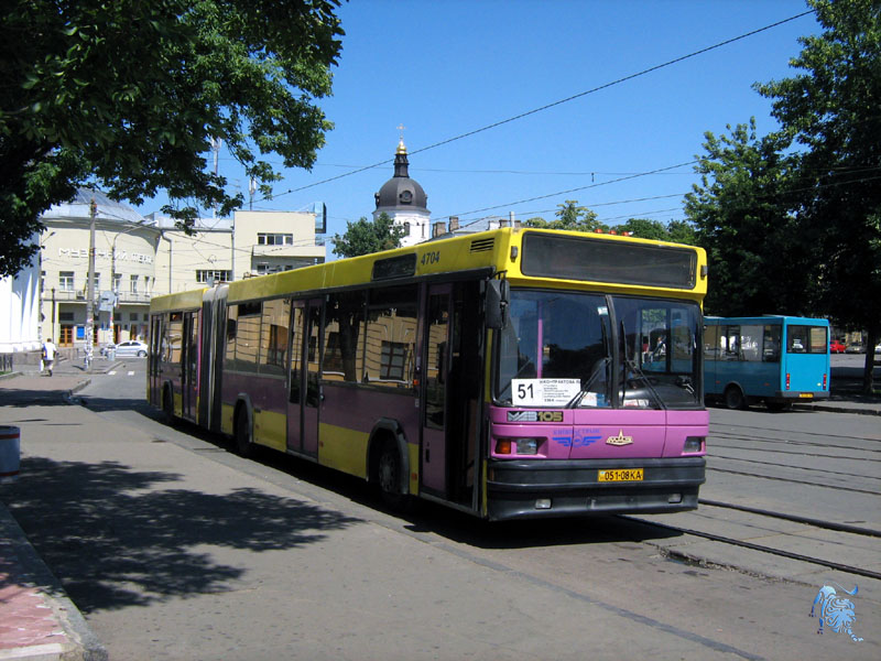 Kyiv, MAZ-105.060 # 4704