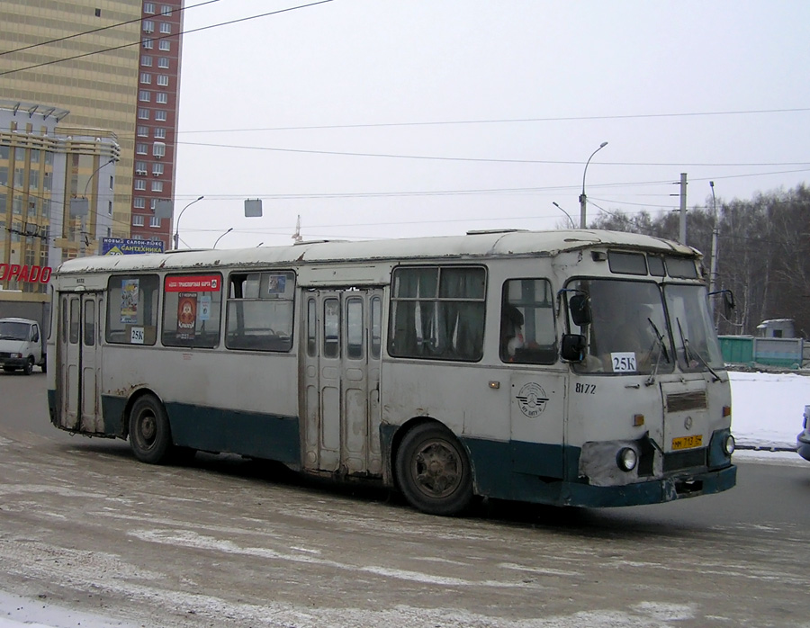 Novoszibirszki terület, LiAZ-677M (ToAZ) sz.: 8172