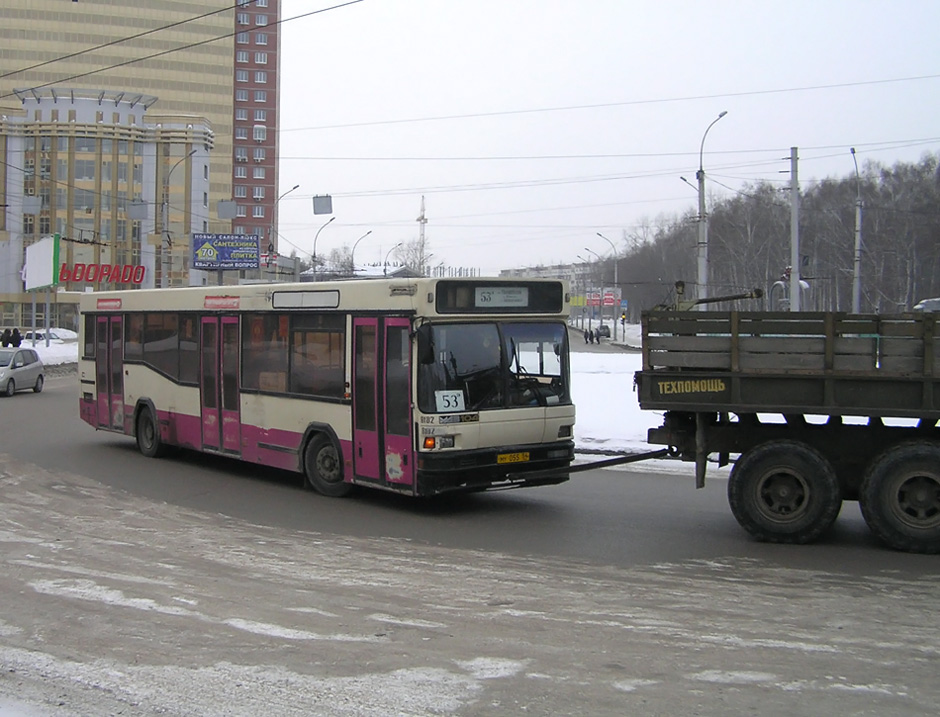 Новосибирская область, МАЗ-104.021 № 8182