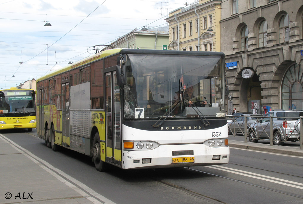 Санкт-Петербург, Волжанин-6270.00 № 1352