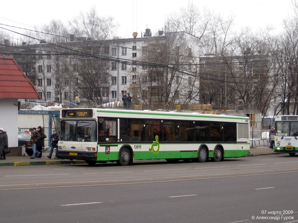 Москва, МАЗ-107.066 № 13615