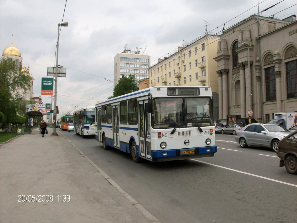 Свердловская область, ЛиАЗ-5256.40 № 1423