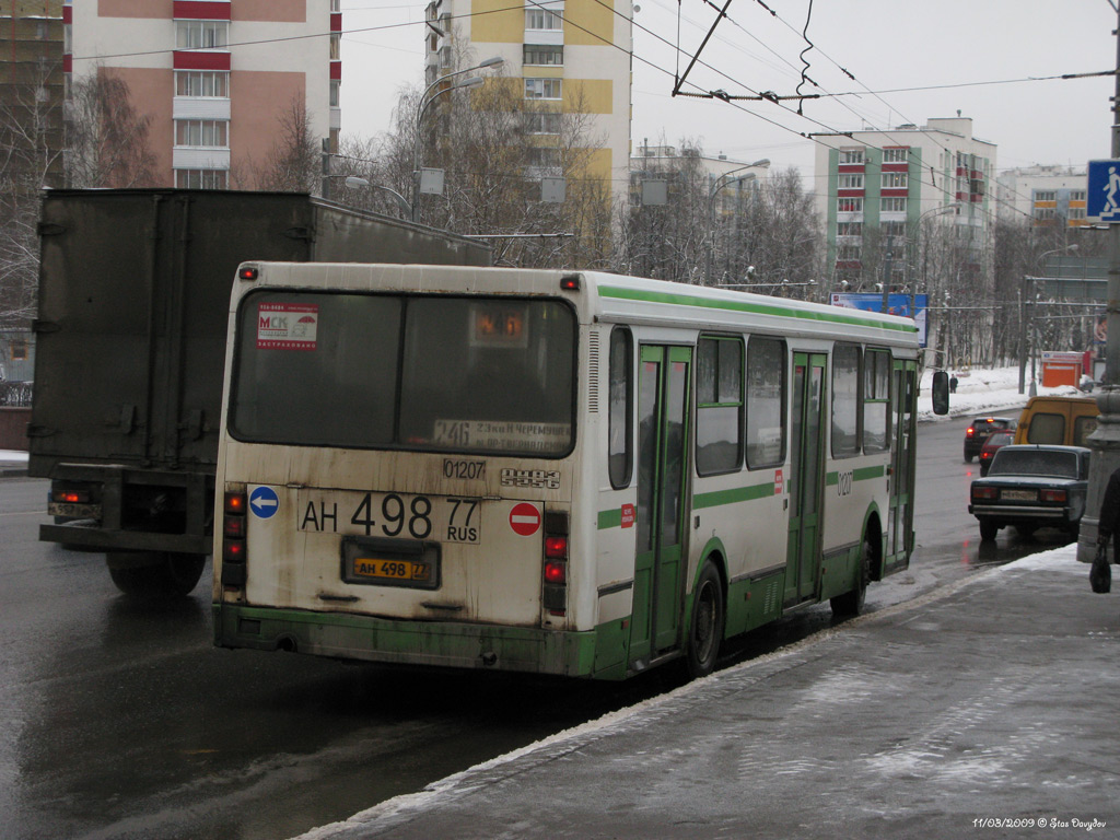 Москва, ЛиАЗ-5256.25 № 01207